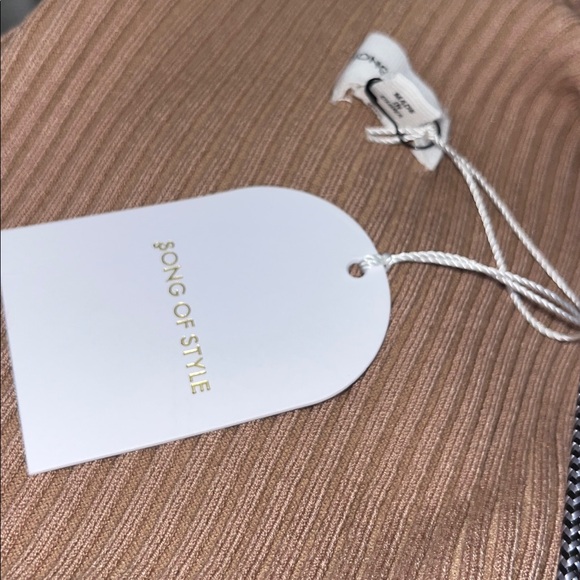 Song Of Style - Picture 7 of 8